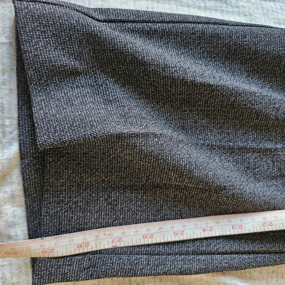 JM collection slack - Picture 4 of 6